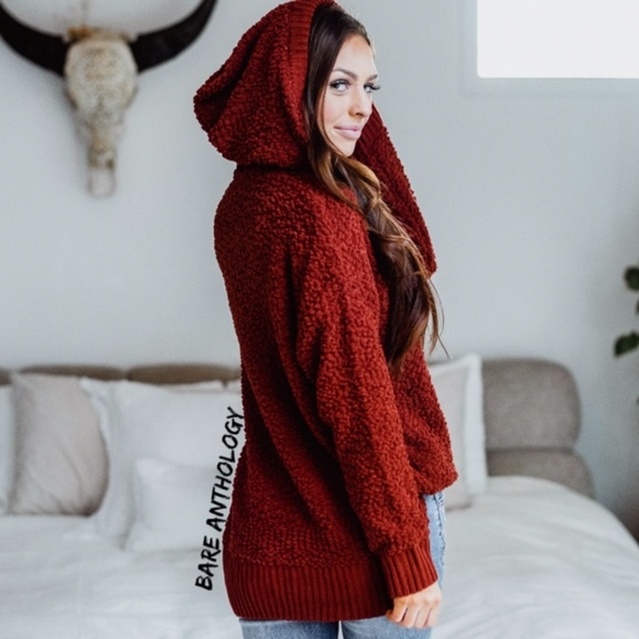 Cozy Burgundy Oversized Popcorn Hoodie Sweater Top - Picture 2 of 2